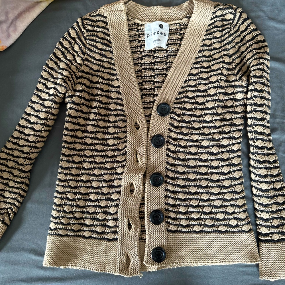 Kensie cardigan button up sweater